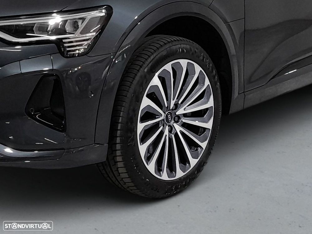 Audi Q8 e-Tron Sportback 55 quattro Advanced - 5