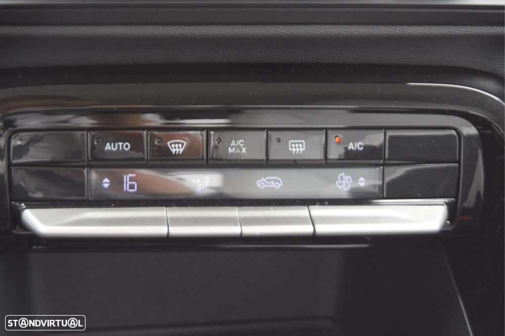 Citroën e-C3 44 kWh Autonomia Conforto Max - 13