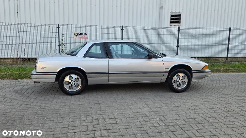 Buick Regal - 28