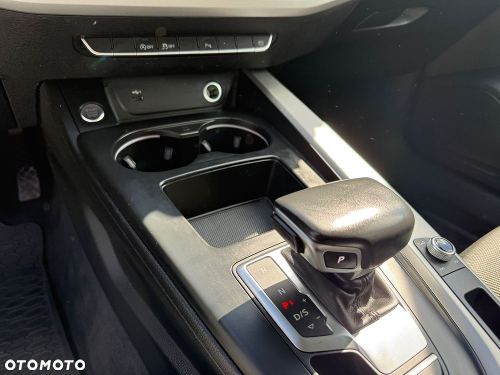 Audi A4 Limousine 35 TFSI mHEV Advanced S tronic - 22