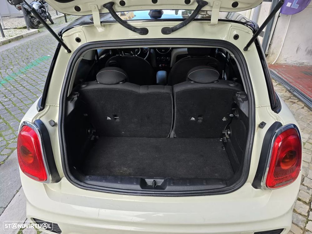 MINI 3 Portas Cooper D - 14