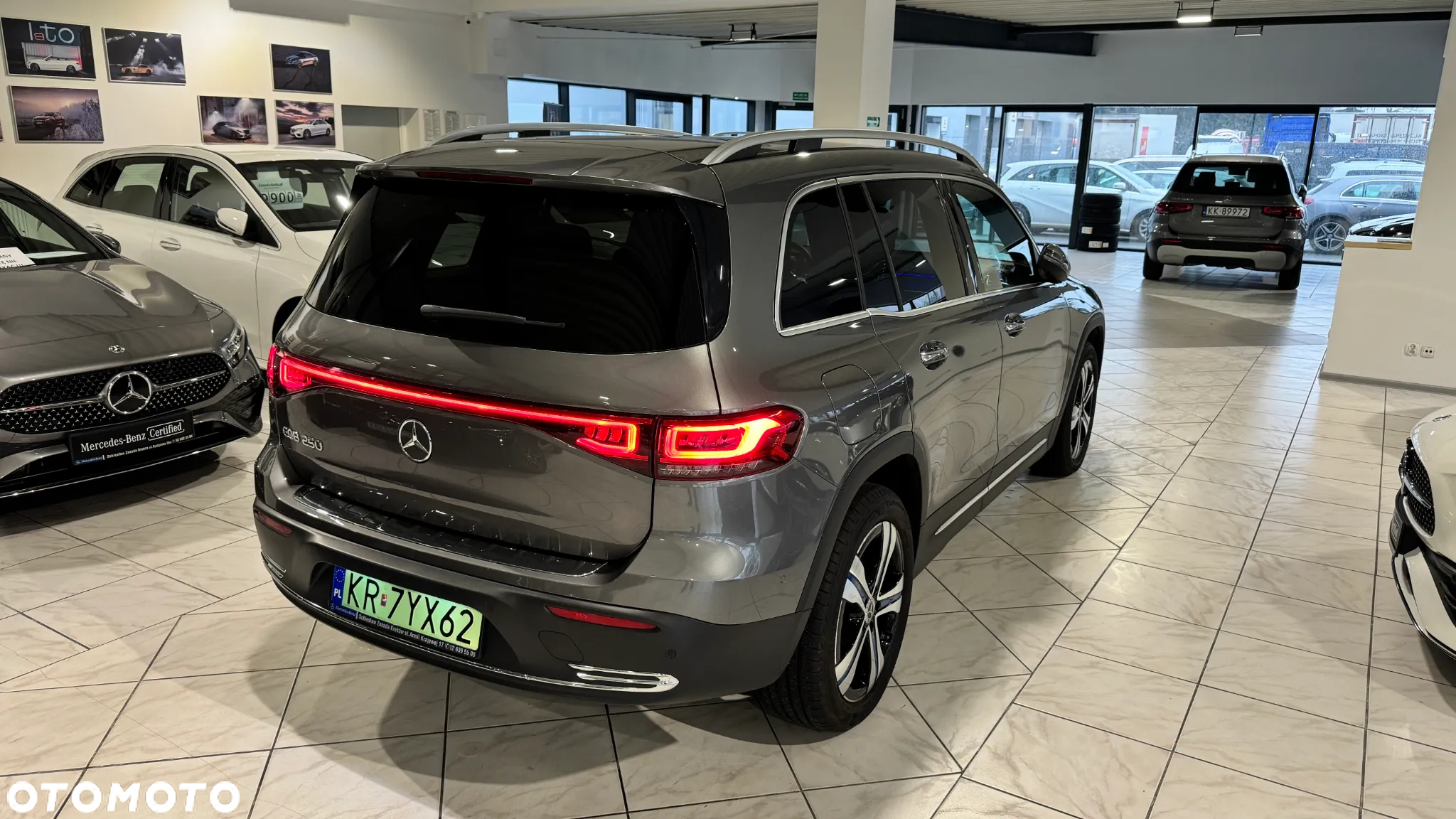 Mercedes-Benz EQB 250 66.5kWh Electric Art - 5