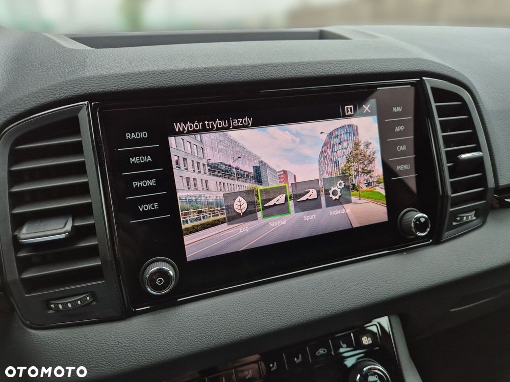 Skoda Karoq 1.5 TSI ACT Sportline DSG - 33