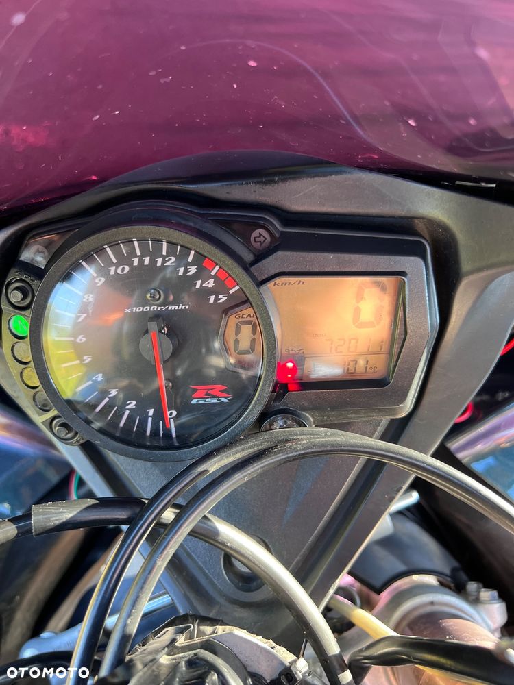 Suzuki GSX-R - 10