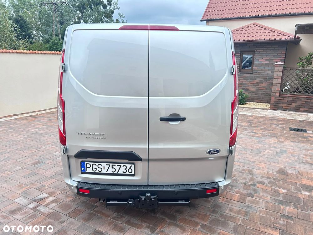 Ford Transit Custom - 8
