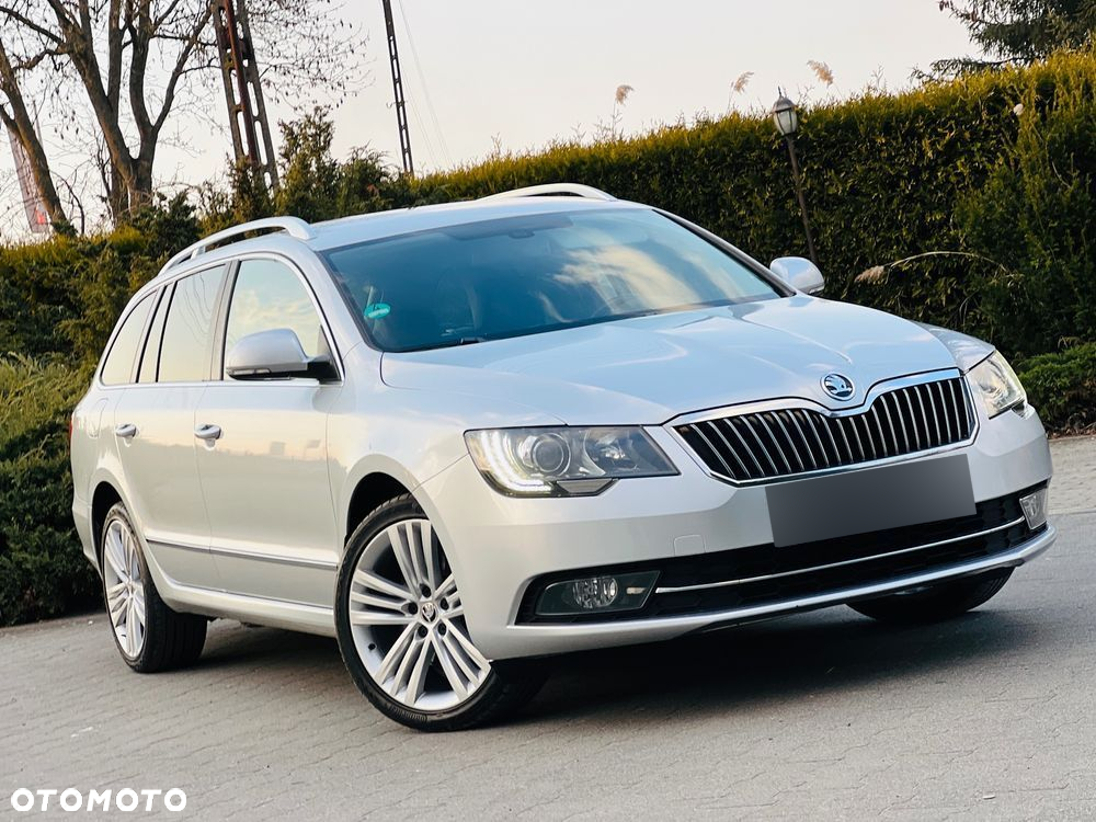 Skoda Superb 2.0 TDI DSG Exclusive - 17