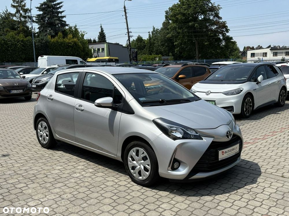 Toyota Yaris - 4