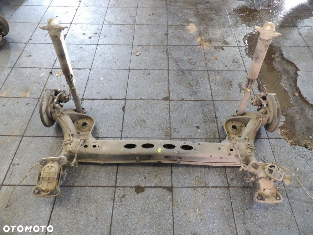 SKODA SCALA 1.5TSI OŚ TYLNA BELKA - 4