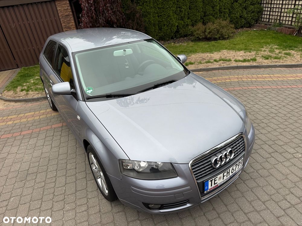 Audi A3 3-drzwiowe 1.6 Ambiente - 11