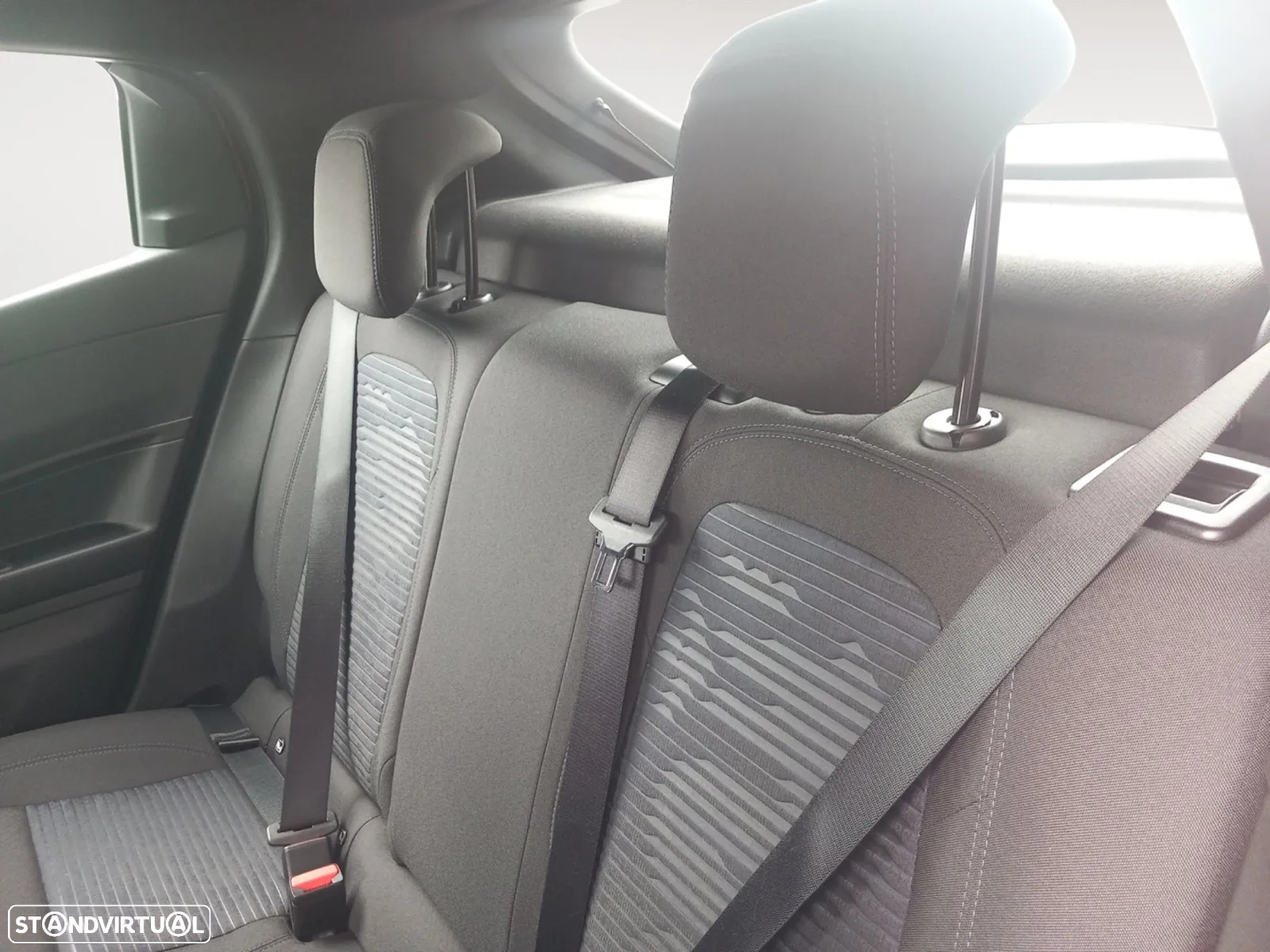Alfa Romeo Junior 1.2 Q4 eDCT6 - 15