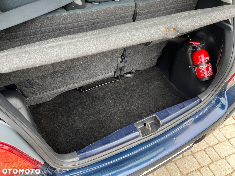 Toyota Yaris 1.0 Sol - 14