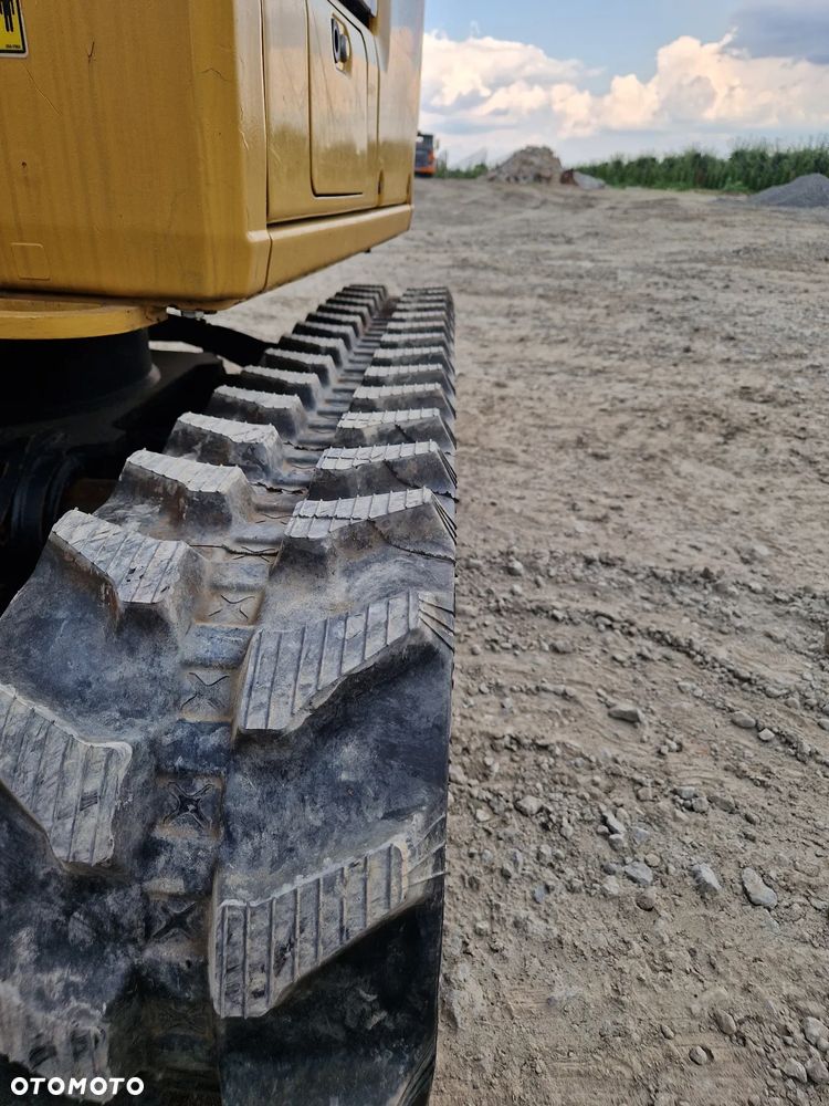 Caterpillar 301.8 - 8