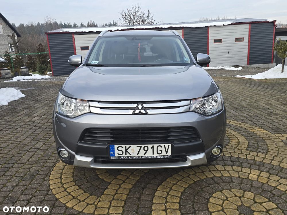 Mitsubishi Outlander 2.2 DID Intense + 4WD - 9