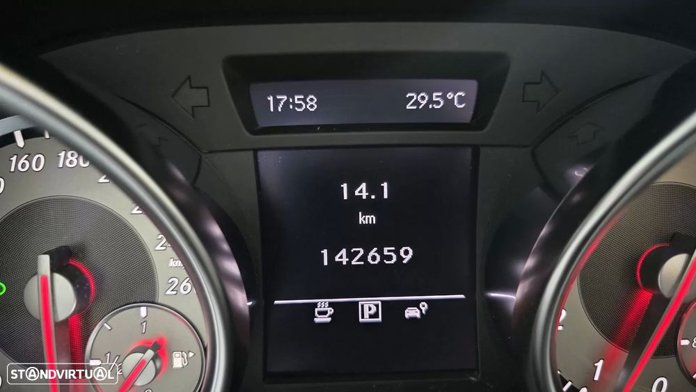 Mercedes-Benz SLK 200 (BlueEFFICIENCY) - 13