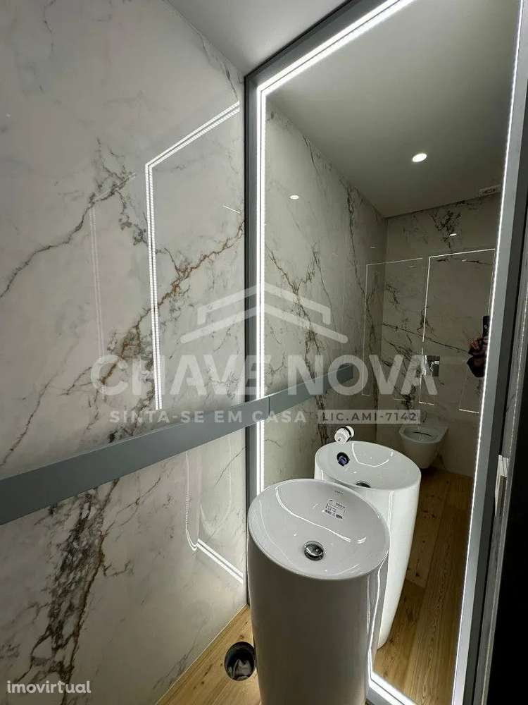 Moradia T4 Nova  Praias de Canidelo  Pronta a Habitar - Grande imagem: 5/23