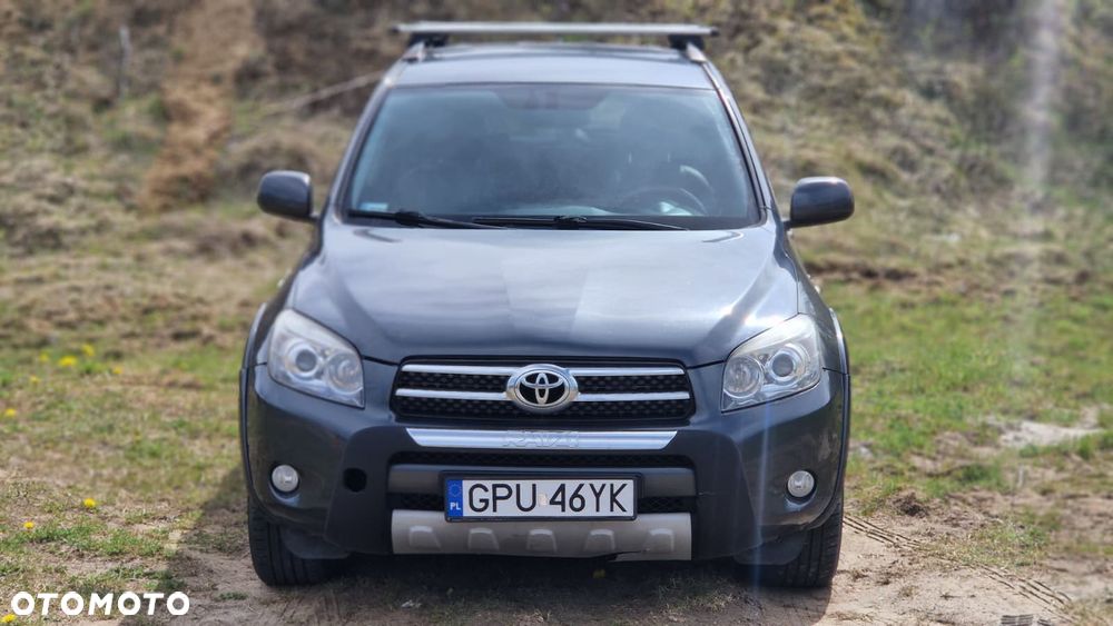 Toyota RAV4 - 5