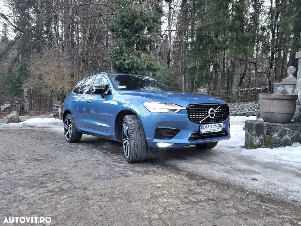 Volvo XC 60 B4 MHEV AT8 AWD R-Design - 4