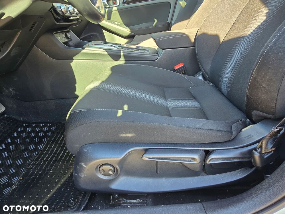 Honda Civic 2.0 i-MMD Elegance CVT - 11