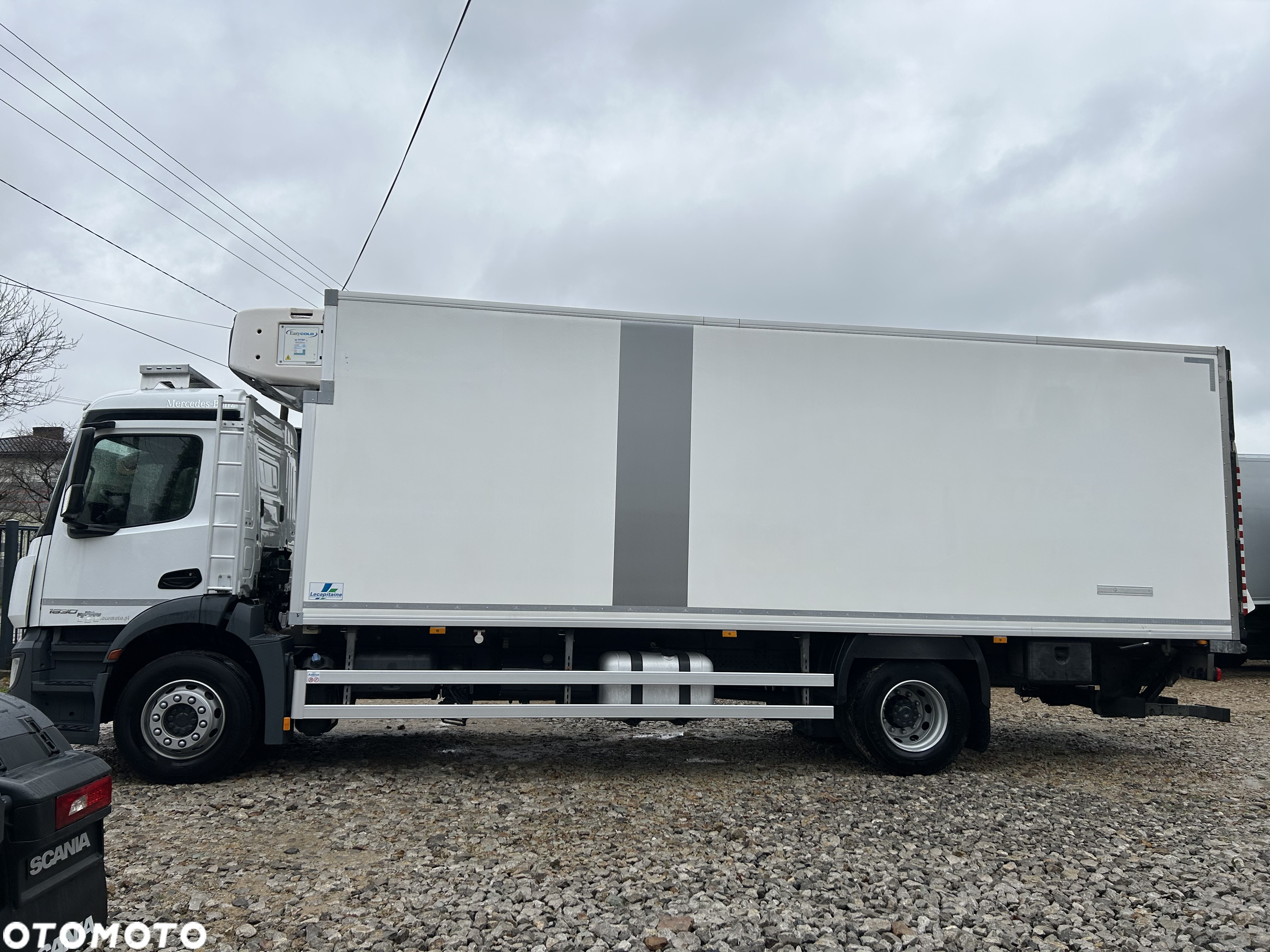 Mercedes-Benz Antos 1830 300k km !! CARRIER SUPRA 1150 DRZWI + winda / 7.7m 19palet / z Niemiec / KLIMA / Axor man Tgm THERMO King - 25