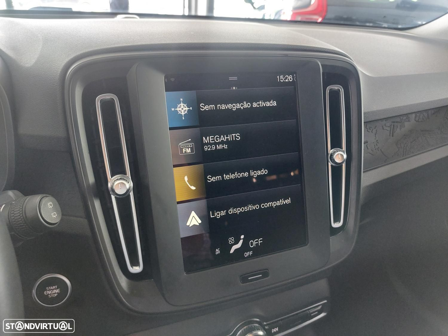 Volvo XC 40 1.5 T2 Momentum - 24