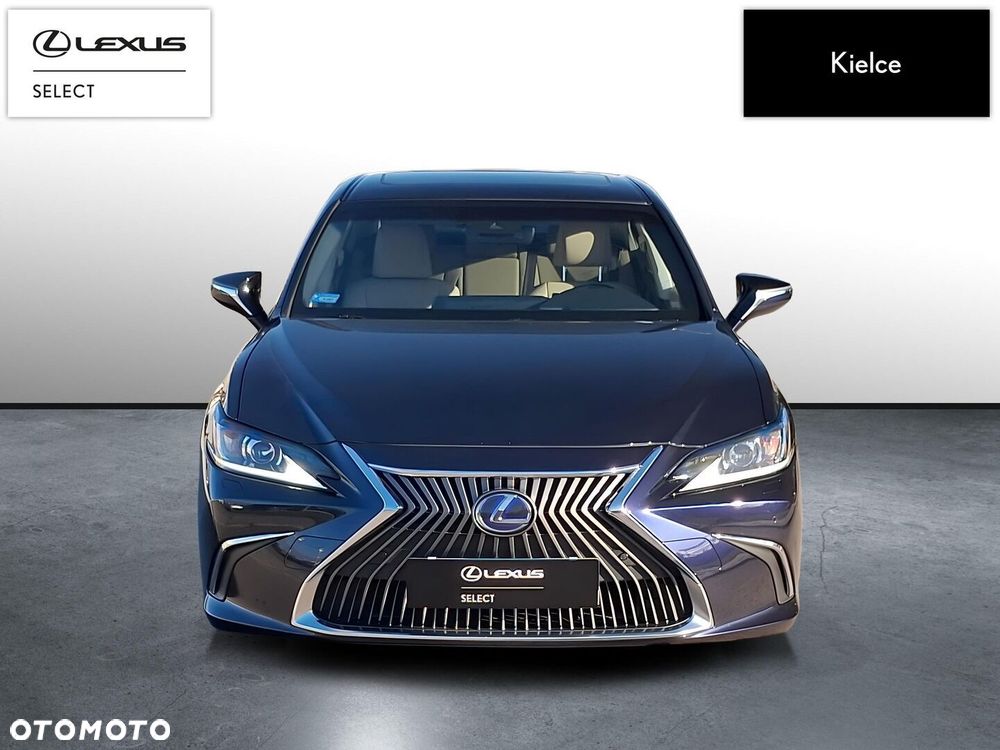 Lexus ES 300h Business Edition + - 9