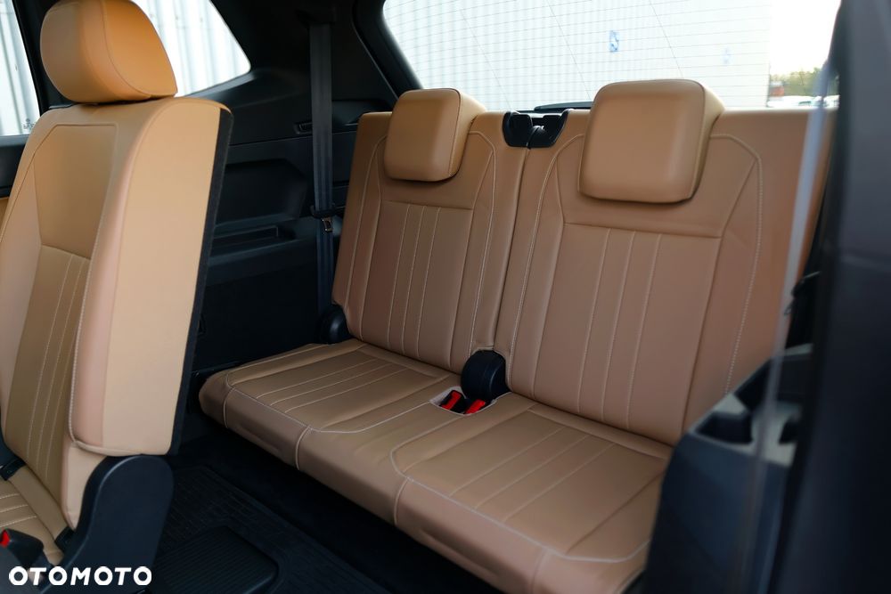 Volkswagen Tiguan - 8