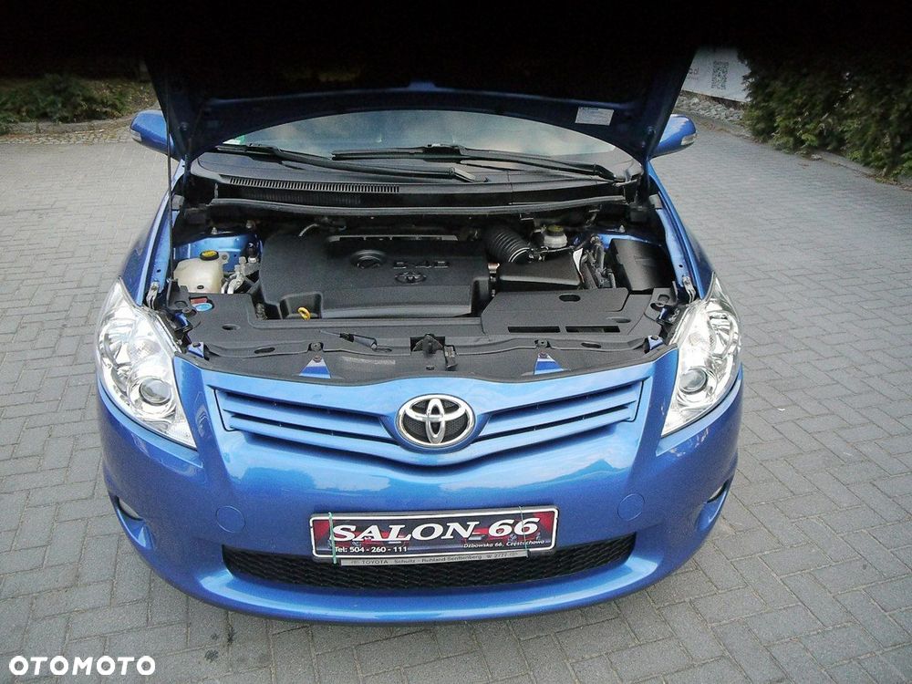 Toyota Auris - 13