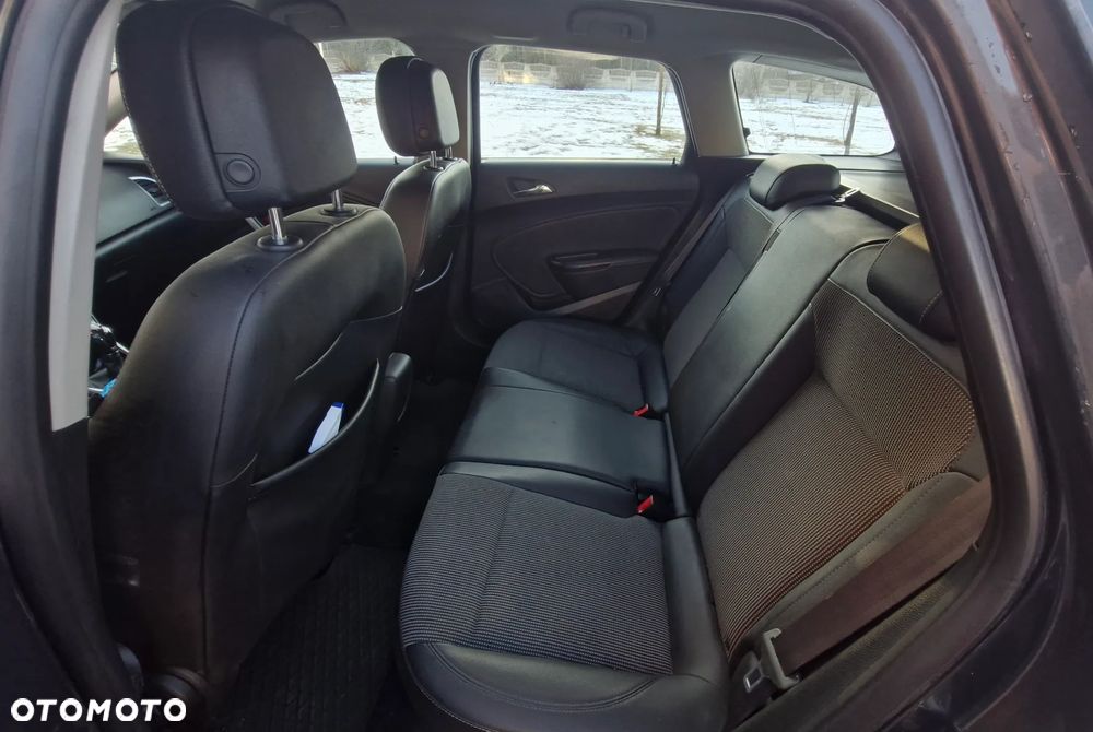 Opel Astra 1.7 CDTI - 10