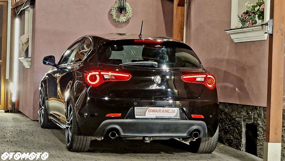 Alfa Romeo Giulietta 1.8 TBi 16V Quadrifoglio Verde - 32