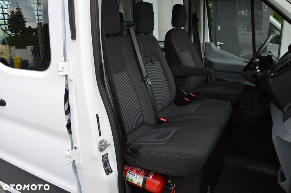 Ford Transit - 24