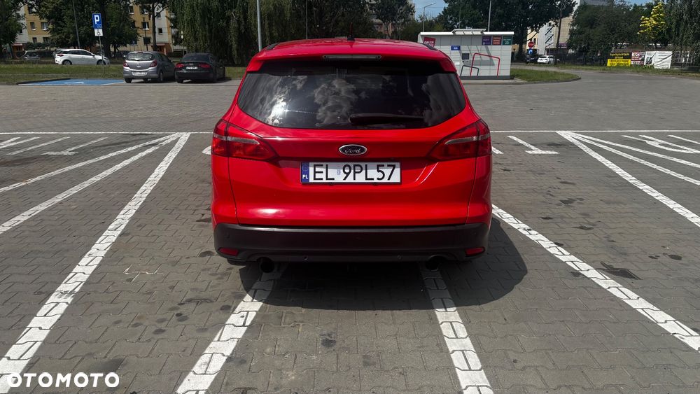 Ford Focus 1.5 TDCi ST-Line Red - 5