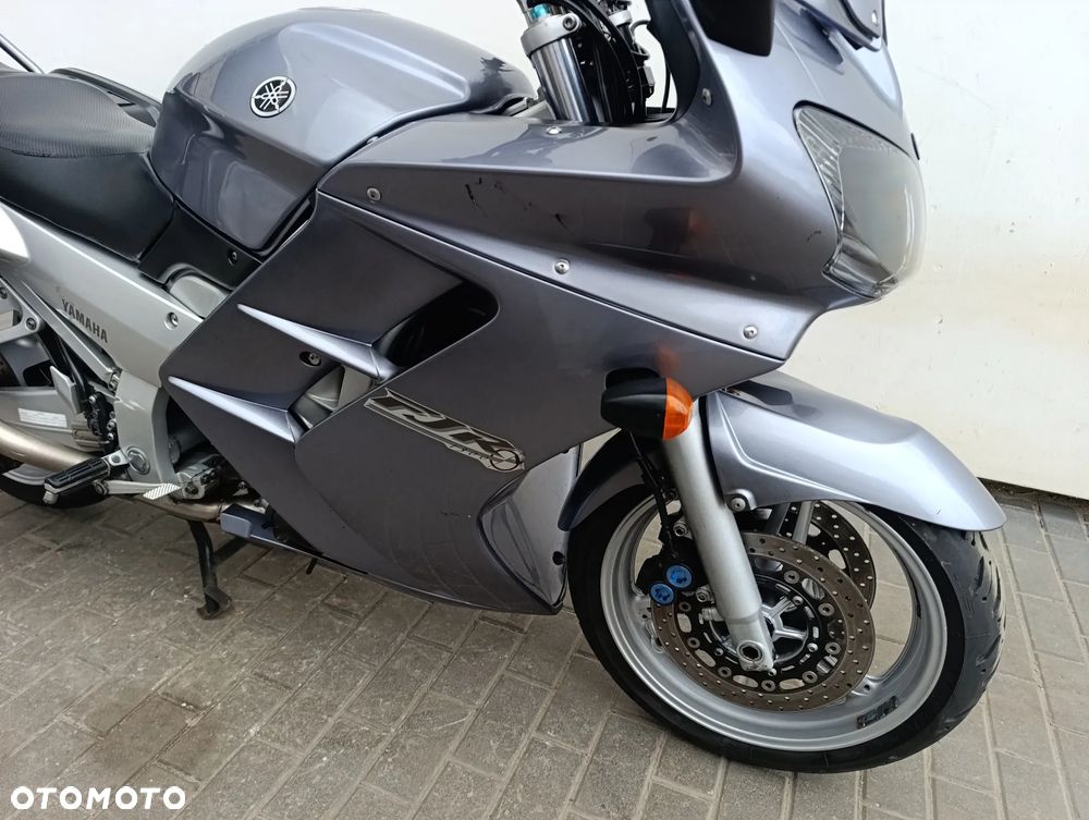 Yamaha FJR - 30