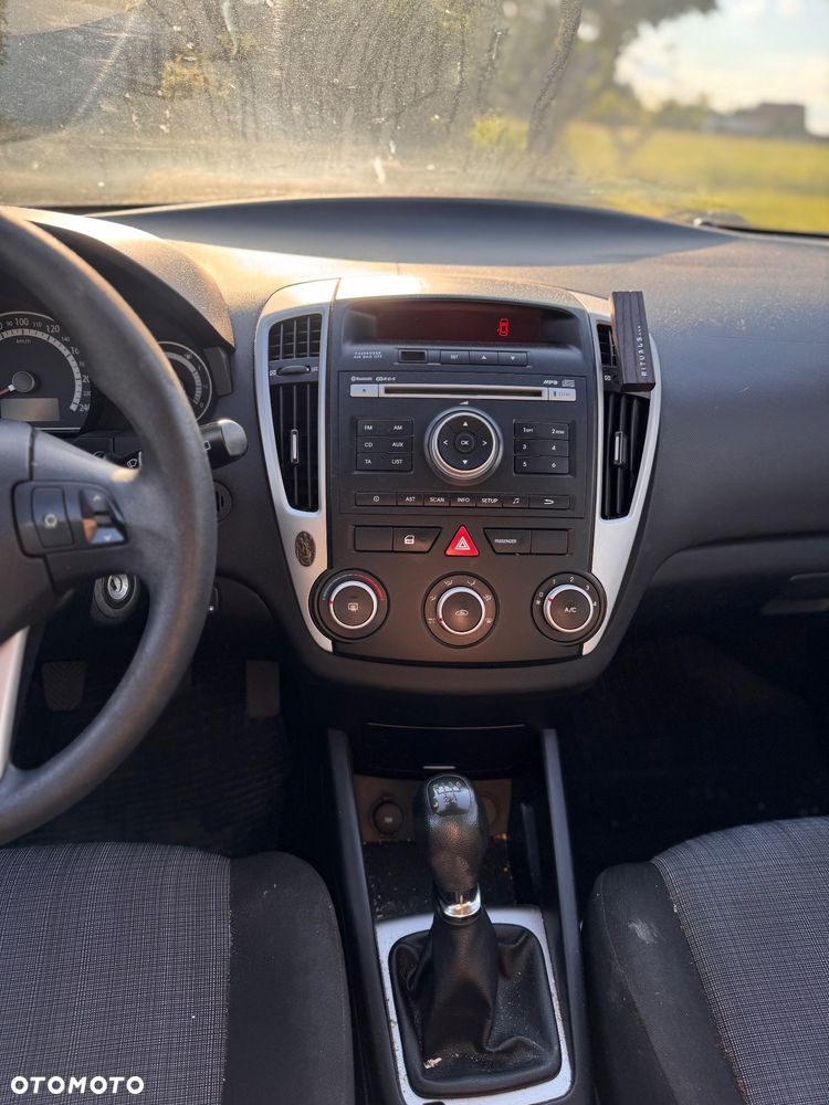 Kia Ceed 1.4 Comfort - 10