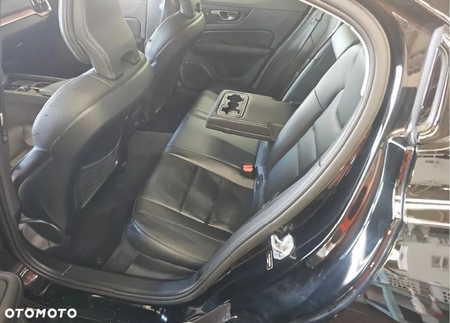 Volvo S60 B5 B AWD Inscription - 10