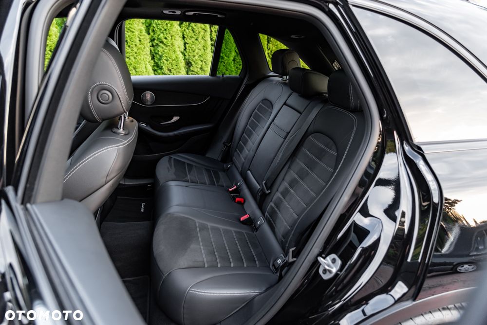 Mercedes-Benz GLC 220 d 4Matic 9G-TRONIC AMG Line - 18