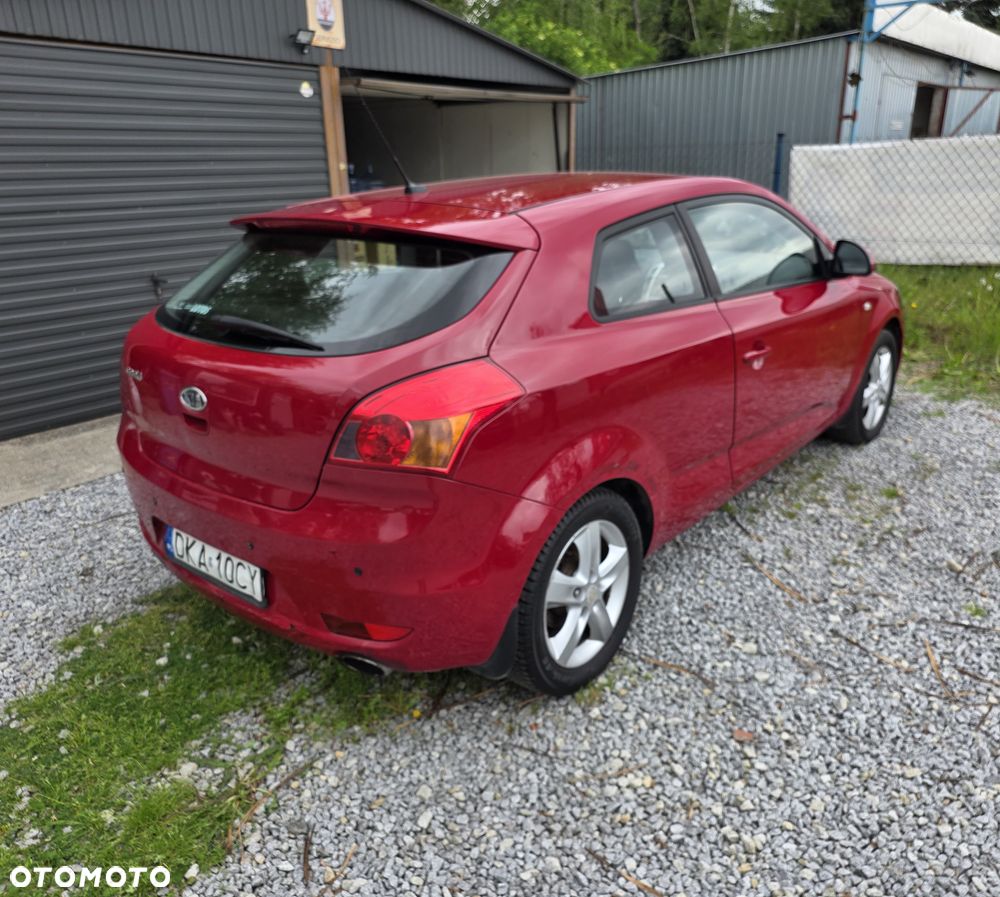 Kia Ceed - 5