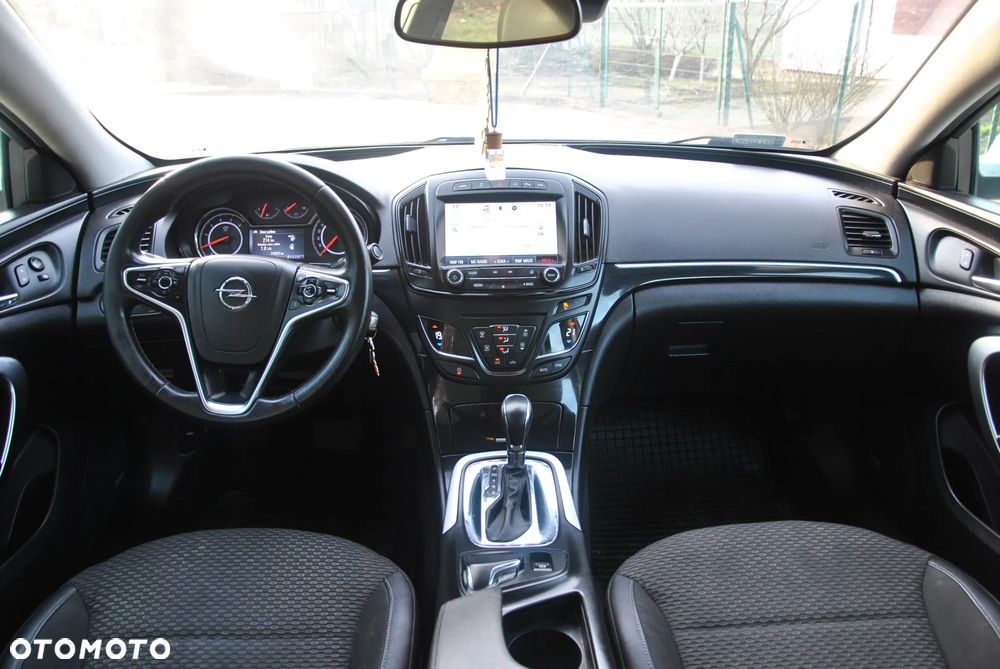 Opel Insignia - 2
