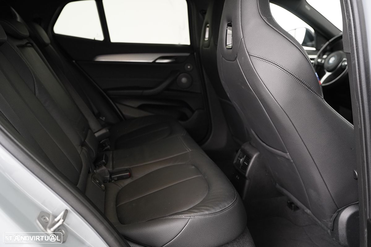 BMW X2 25 e xDrive Pack M - 24
