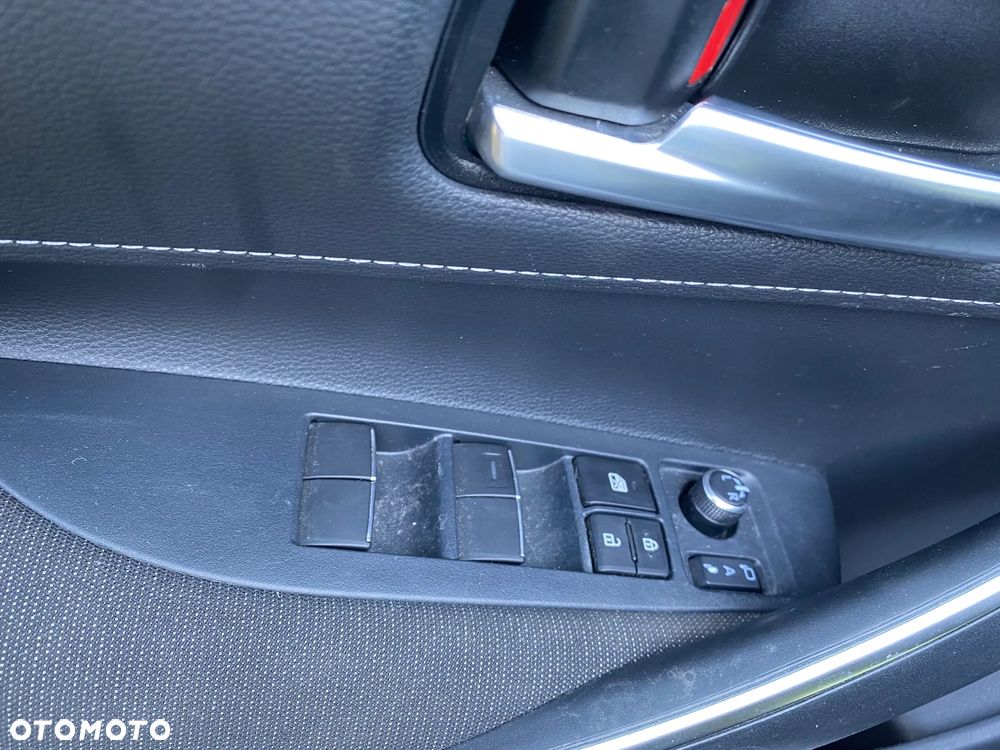 Toyota Corolla 2.0 Hybrid Comfort - 16