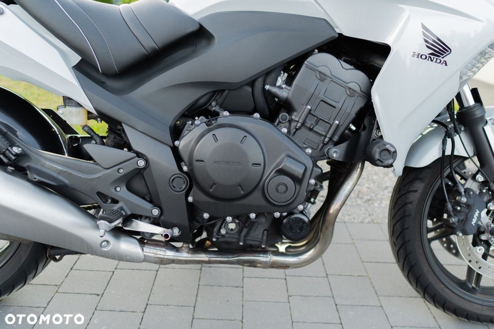 Honda CBF - 16