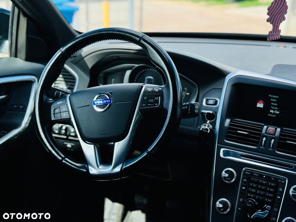 Volvo XC 60 D4 Ocean Race - 9