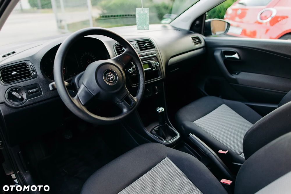 Volkswagen Polo - 16