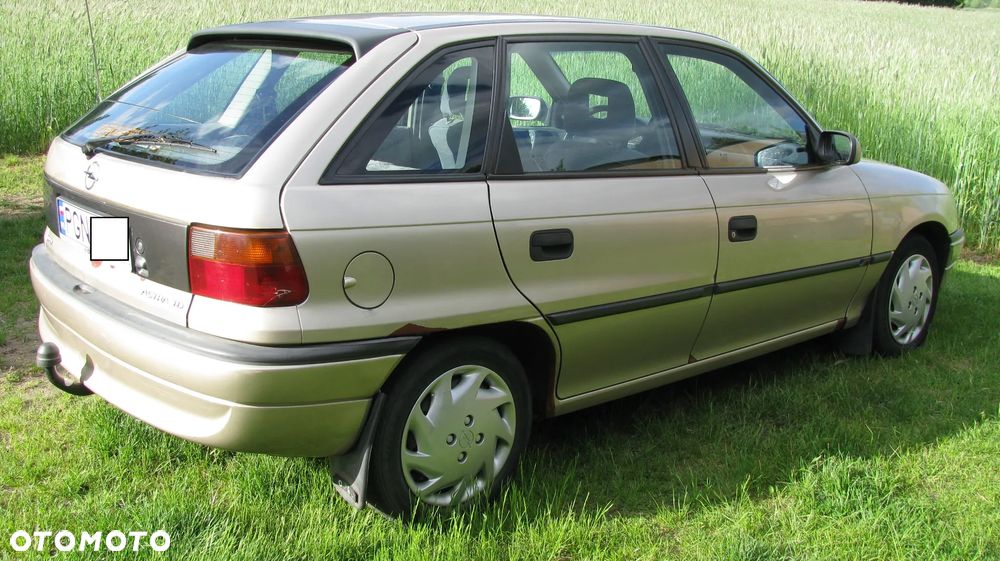 Opel Astra 1.7 TD - 1
