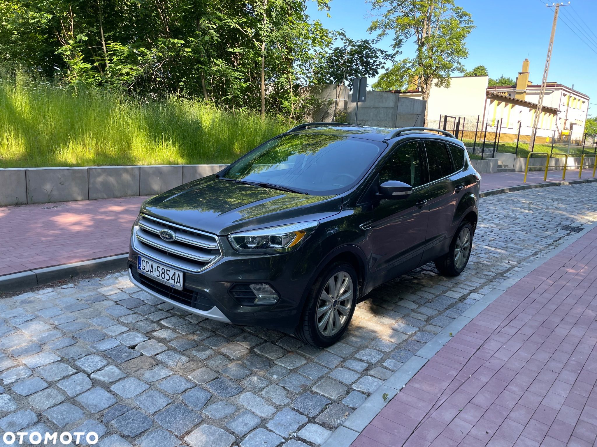 Ford Escape 2.0 EcoBoost AWD Titanium - 1