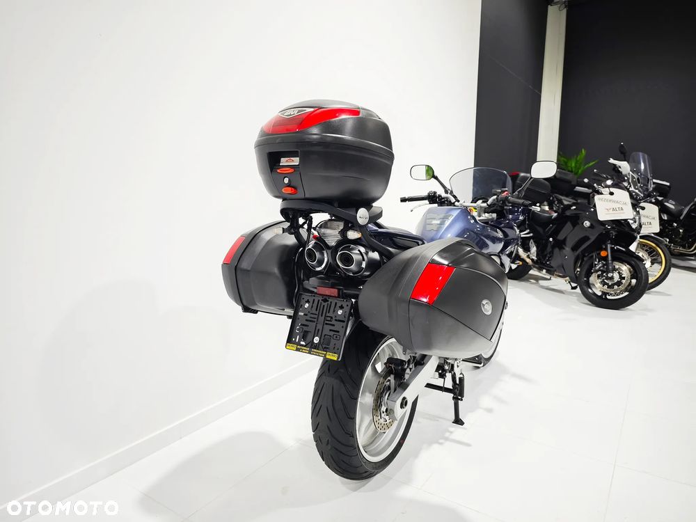 Yamaha FZ - 9