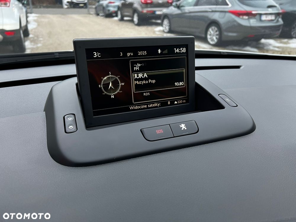 Peugeot 3008 BlueHDi 150 Stop & Start Active Business-Paket - 29