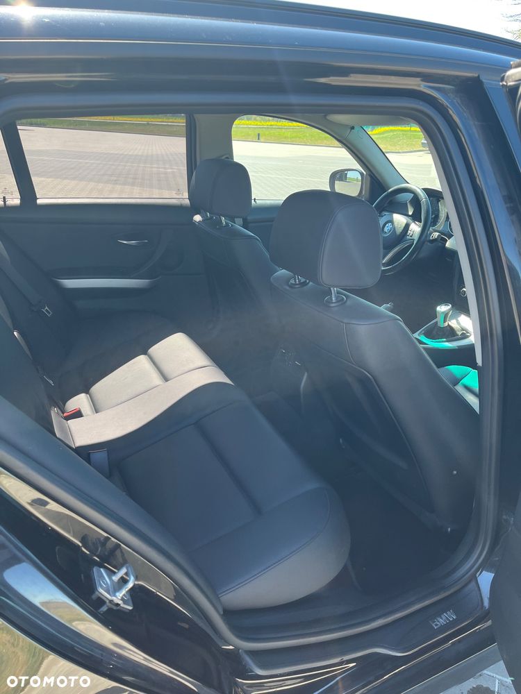 BMW Seria 3 316d - 11