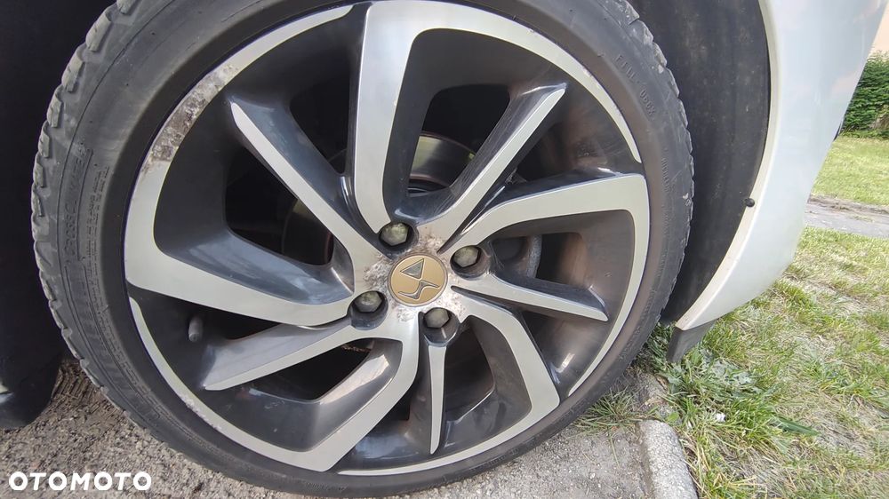 DS Automobiles DS 3 - 16