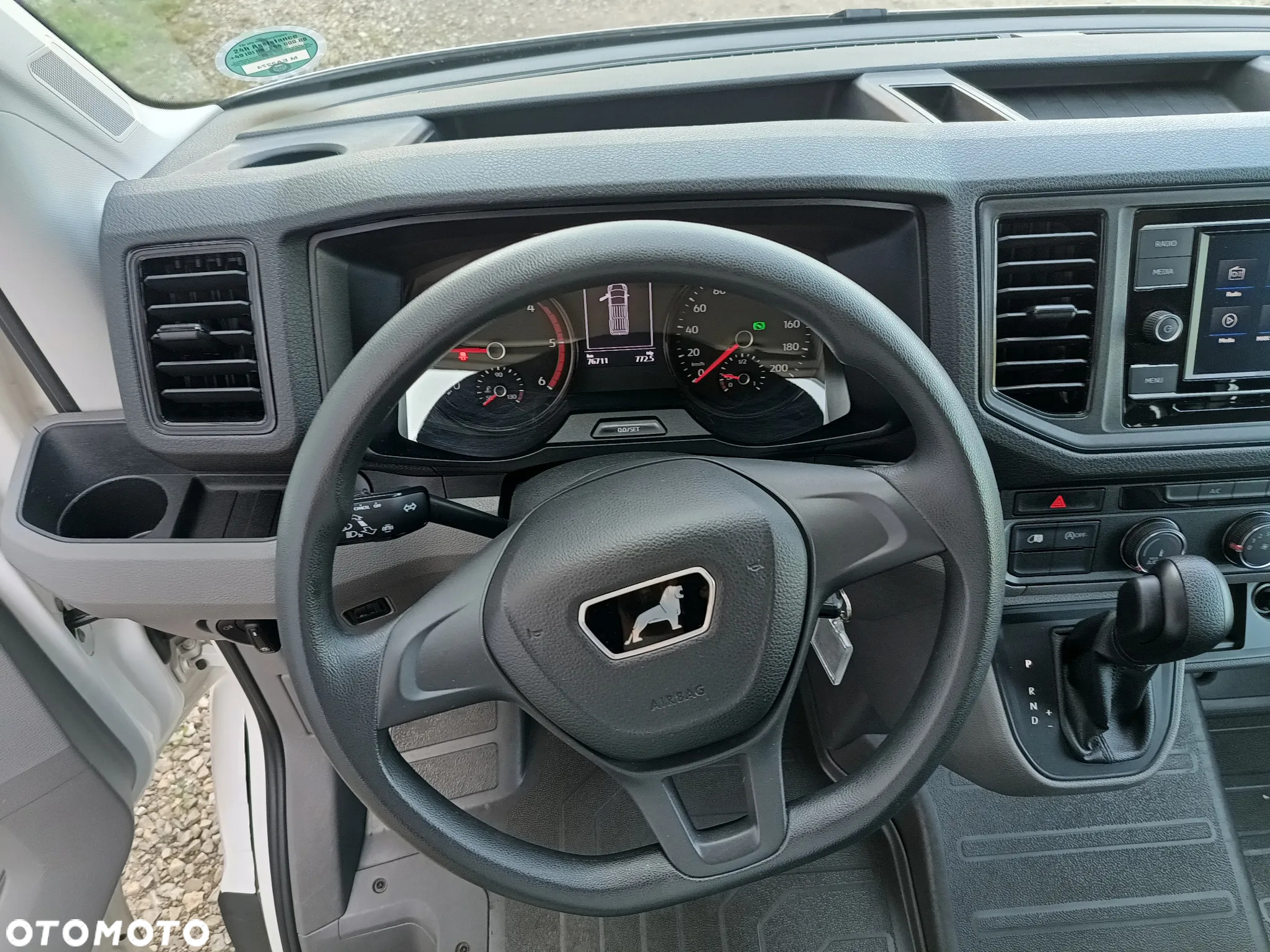 Volkswagen Crafter 3.180 Automat Długi - 23