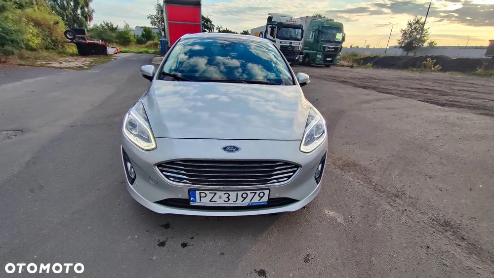 Ford Fiesta 1.0 EcoBoost S&S TITANIUM X - 5